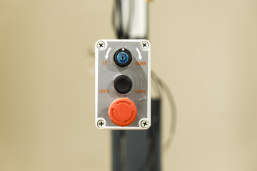 Control box, for the hydraulic lift, with red and green buttons