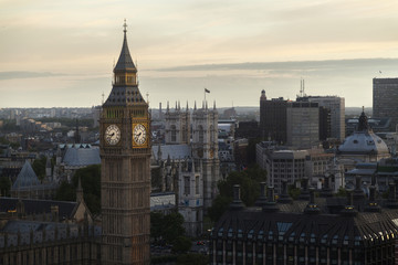 Fototapeta na wymiar LONDON - 2015 AUGUST 3 : Panoramic view of Big Ben and beautiful tourism city London from London Eye.