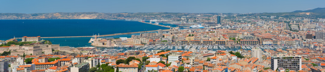 Naklejka na ściany i meble Panorama of Marseille