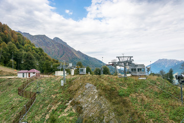 Fototapeta na wymiar The cable car to the ski resort Rosa Khutor.
