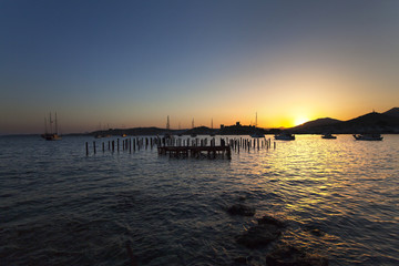 Obraz premium Bodrum Castle and marina sunset view of Bodrum