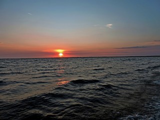 Obraz premium sunset on water