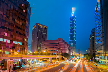 Fototapeta na wymiar Taipei cityscape at twilight in Taiwan city