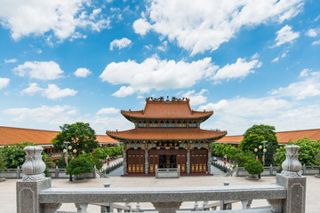 Obraz premium Beautiful view of the temple in shantou, China