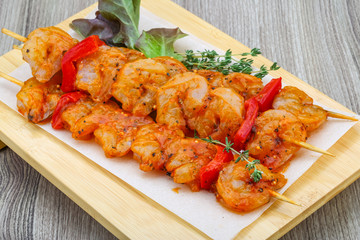 Raw prawn skewer