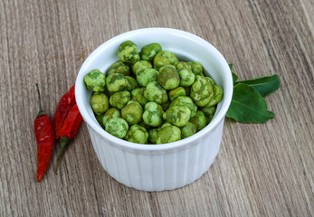 Wasabi peas