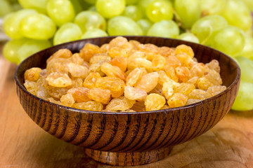 white seedless grapes and raisins