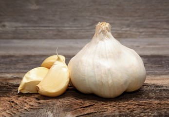 Garlic on the wooden background