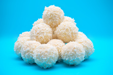 Coconut candy