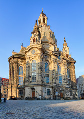 Fototapeta na wymiar Frauenkirche cathedral in Dresden, Germany