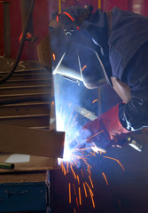 worker with protective mask