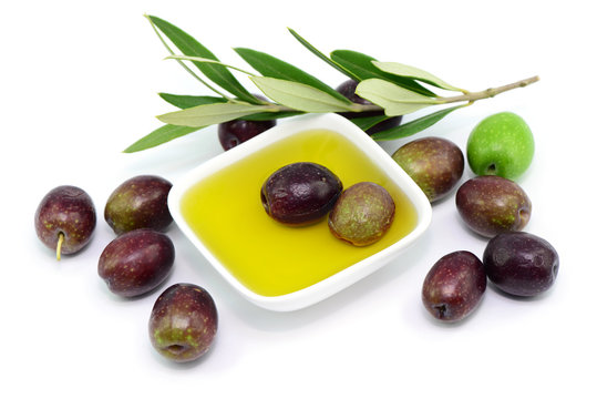 Schwarze Oliven