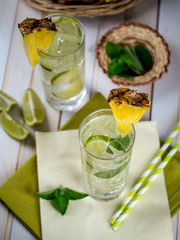 Pineapple mojito