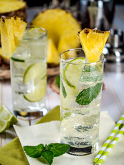 Pineapple mojito