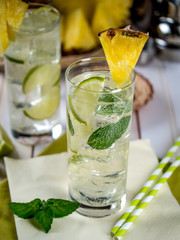 Pineapple mojito