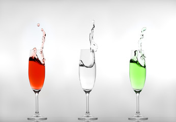 splash, tropfen in glas