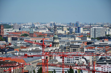 &Uuml;ber den D&auml;chern von Berlin 