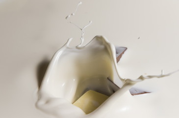 chocolate falls in milk