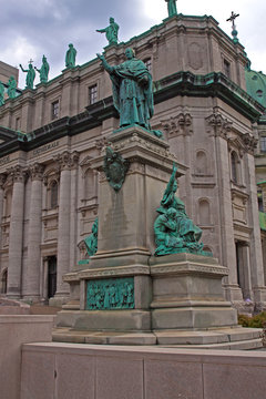 Montreal, Marie Reinde Cathedral