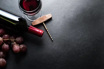 Papier Peint photo autocollant Vin Red wine and grapes border background