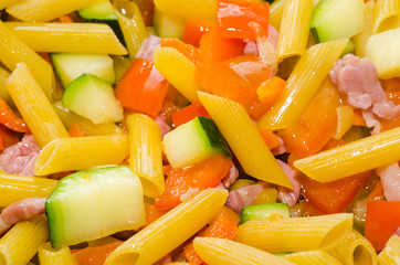 Pasta Verdure e Pancetta