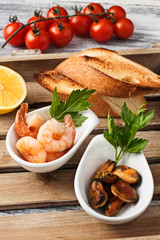 shrimps and mussels