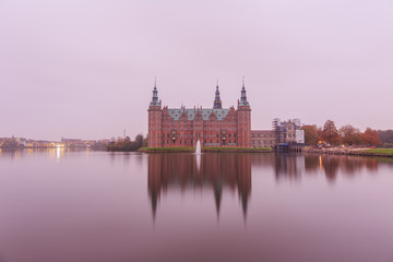 Fototapeta na wymiar Traveling in the famous Frederiksborg Castle, Copenhagen