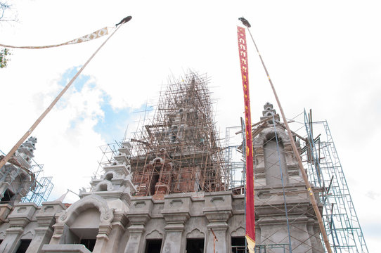 struction of new pagada in thailand