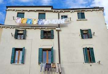 Fototapeta na wymiar Italian laundry, Venice