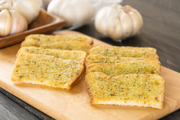 crispy bread garlic