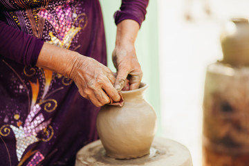 clay pot creation traditional vietnam