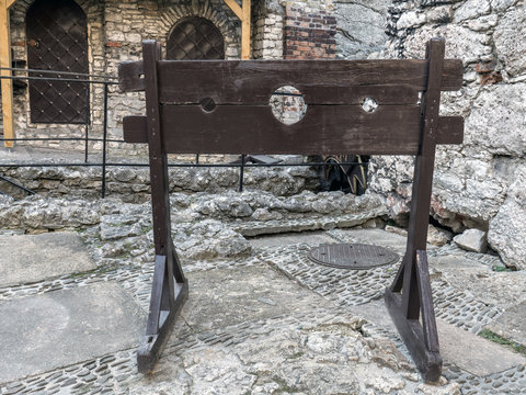 Wooden Medieval Pillory