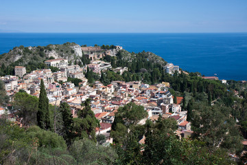 Fototapeta na wymiar Looking down at the historic town of Taormina in Sicily