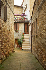 Fototapeta na wymiar traditional pictorial streets of old italian villages