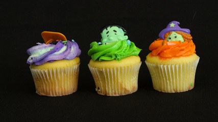 Decorated Halloween Cupcakes