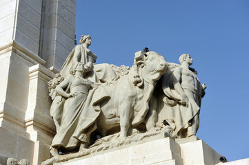 Obraz premium Agricultura, Monumento a las Cortes, Constitución de 1812, Cádiz, Andalucía, España