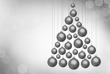 Silberne Weihnachtskugeln vor Himntergrund