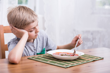 Playing with food © Photographee.eu