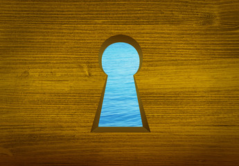 Keyhole on the wall, the door to nature