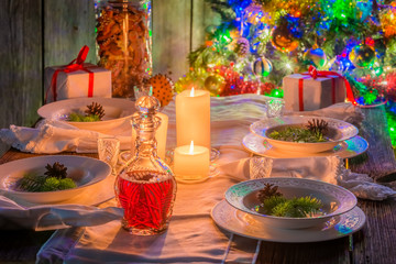 Breathtaking Christmas table setting