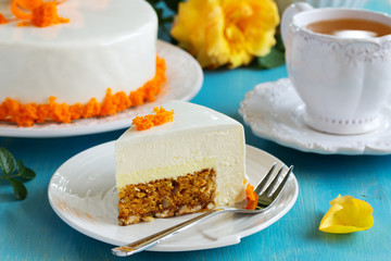 carrot cake with pecans, honey mousse, glazed.