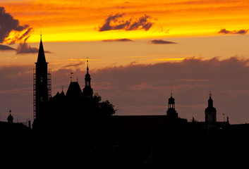 Wrocławskie wieże o zachodzie słońca © Patryk Michalski
