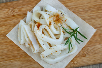 Raw squid rings