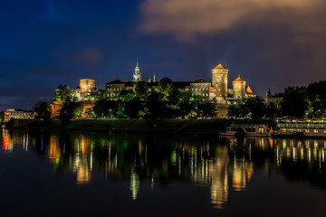 Fototapeta na wymiar Krakow at night. Wawel Castle