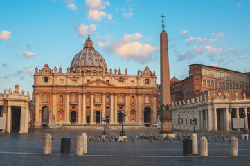 Fototapeta na wymiar St. Peters Basilica in Vatican City