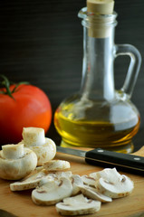 mushrooms tomatoes cauliflower and sunflower oil