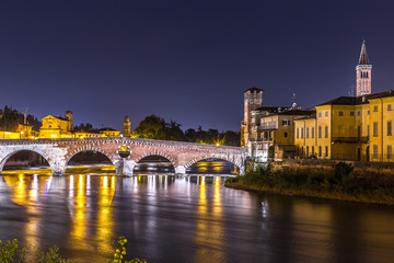 Fototapeta premium Bridge in Verona, Italy,