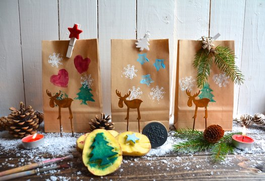 Gru&szlig;karte - Geschenke  - Kartoffeldruck