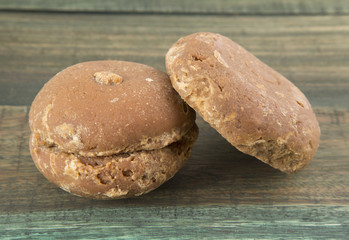 Panela de caña de azúcar.
