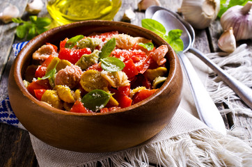 Orecchiette pasta with vegetables